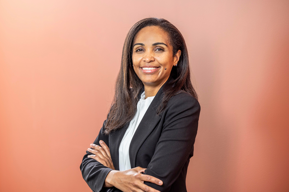 Dr Angela Mweempwa