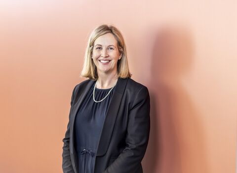 Dr Rosalie Stephens